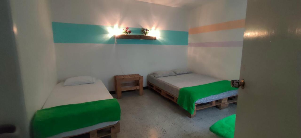Hostal Rich Medellin Exterior photo