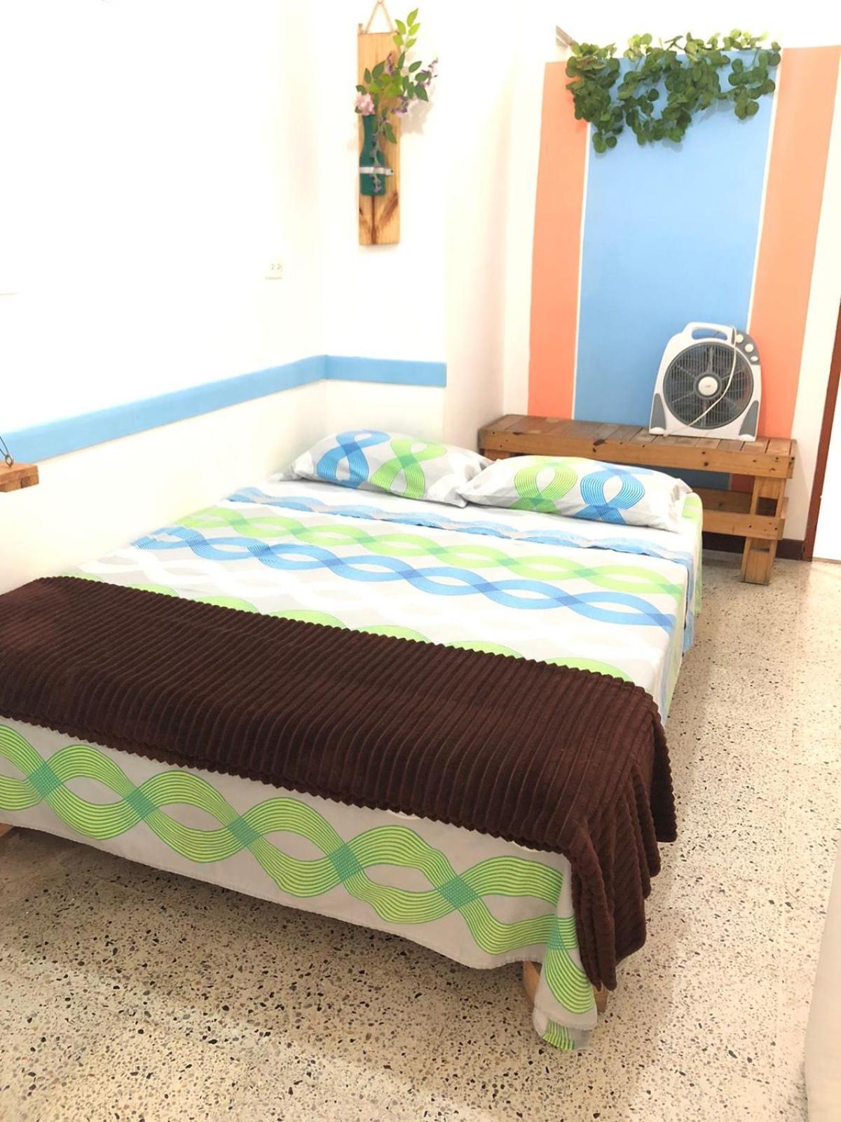Hostal Rich Medellin Exterior photo