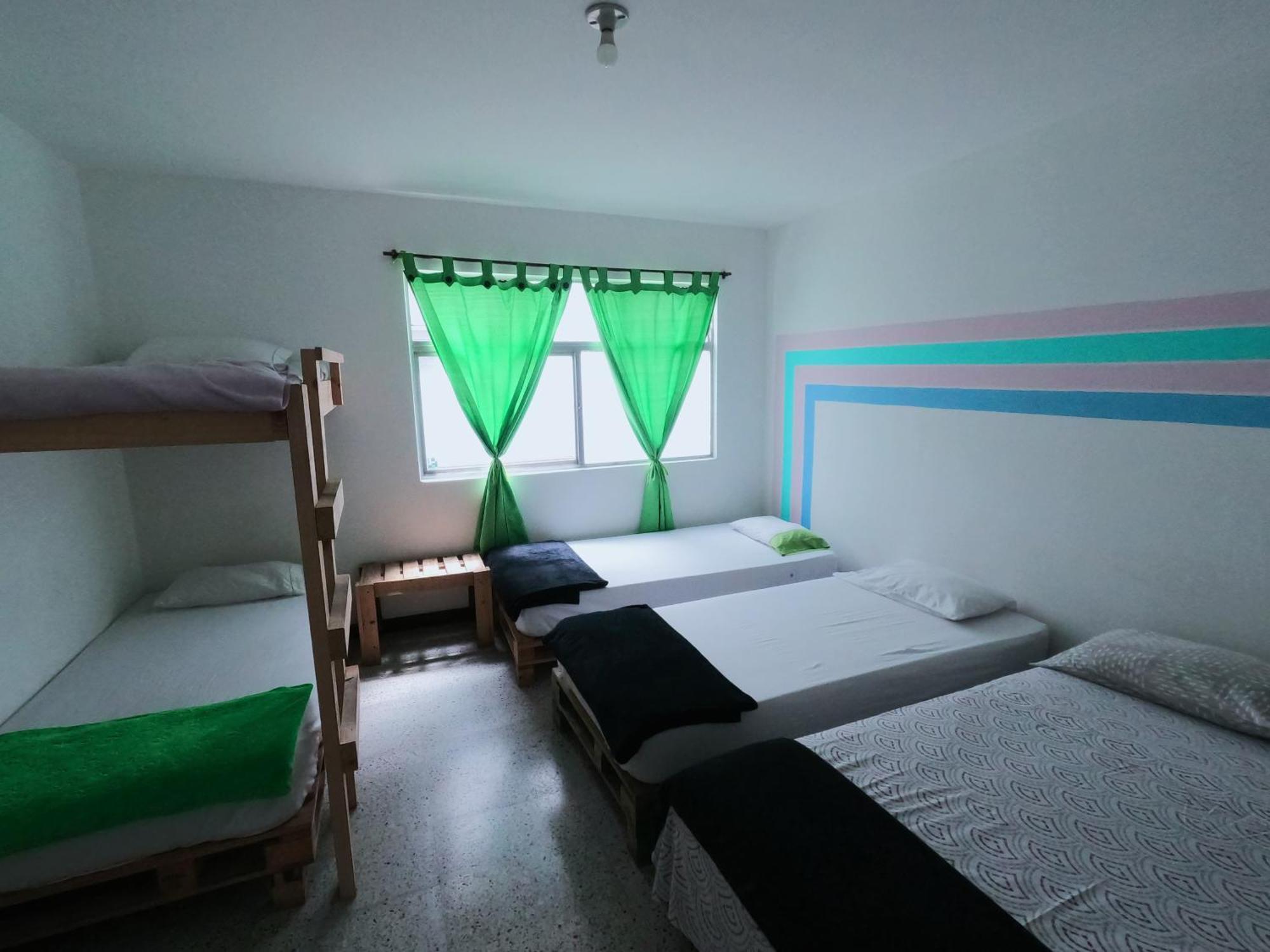 Hostal Rich Medellin Exterior photo