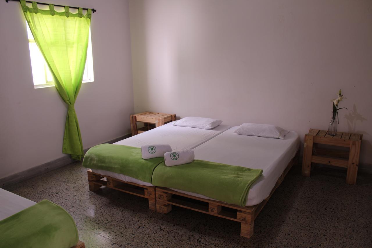 Hostal Rich Medellin Exterior photo