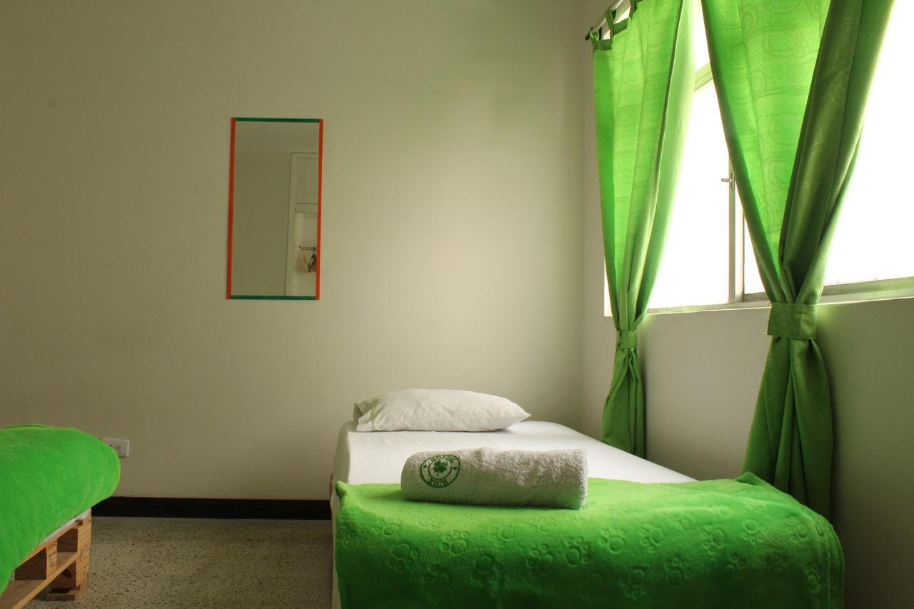 Hostal Rich Medellin Exterior photo